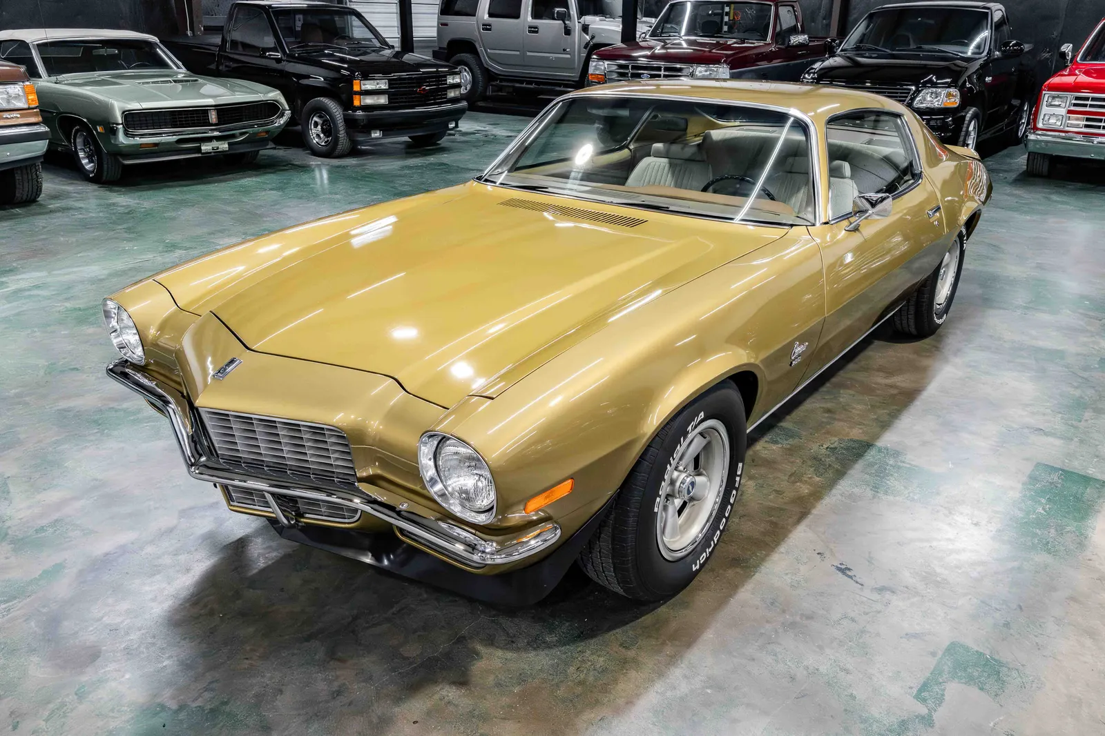 1970-Chevrolet-Camaro-Autumn Gold Poly-508917-33.jpg